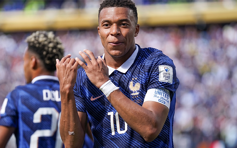 Mbappé Breaks France Goalscoring Record in 3-1 World Cup Win Over Senegal