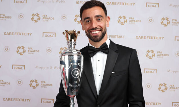 PFA Player of the Year Awards recognise Fernandes, Shaw and the next generation