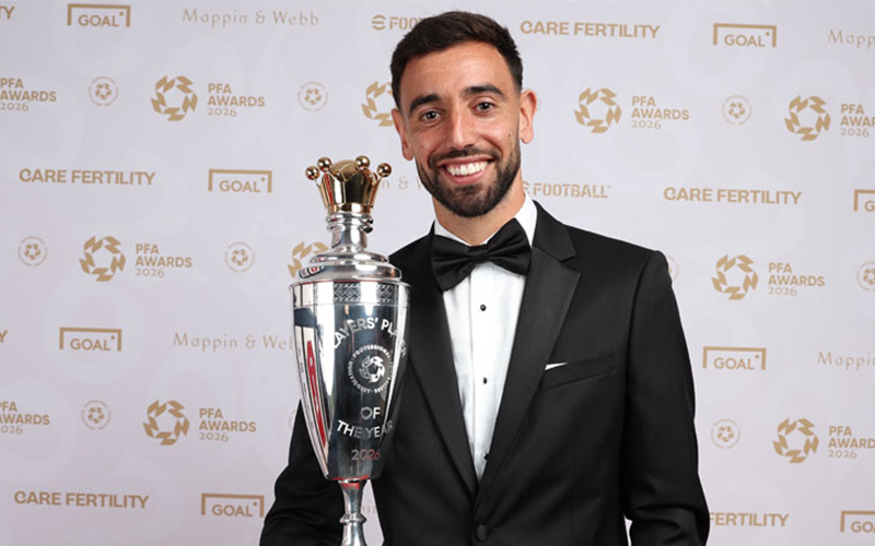 PFA Player of the Year Awards recognise Fernandes, Shaw and the next generation