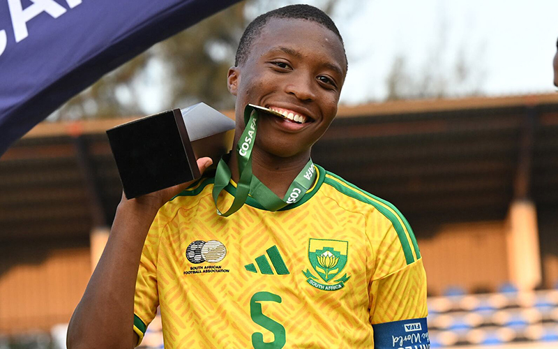 Mamelodi Sundowns Sign Amajita Captain Lazola Maku on a Free Transfer